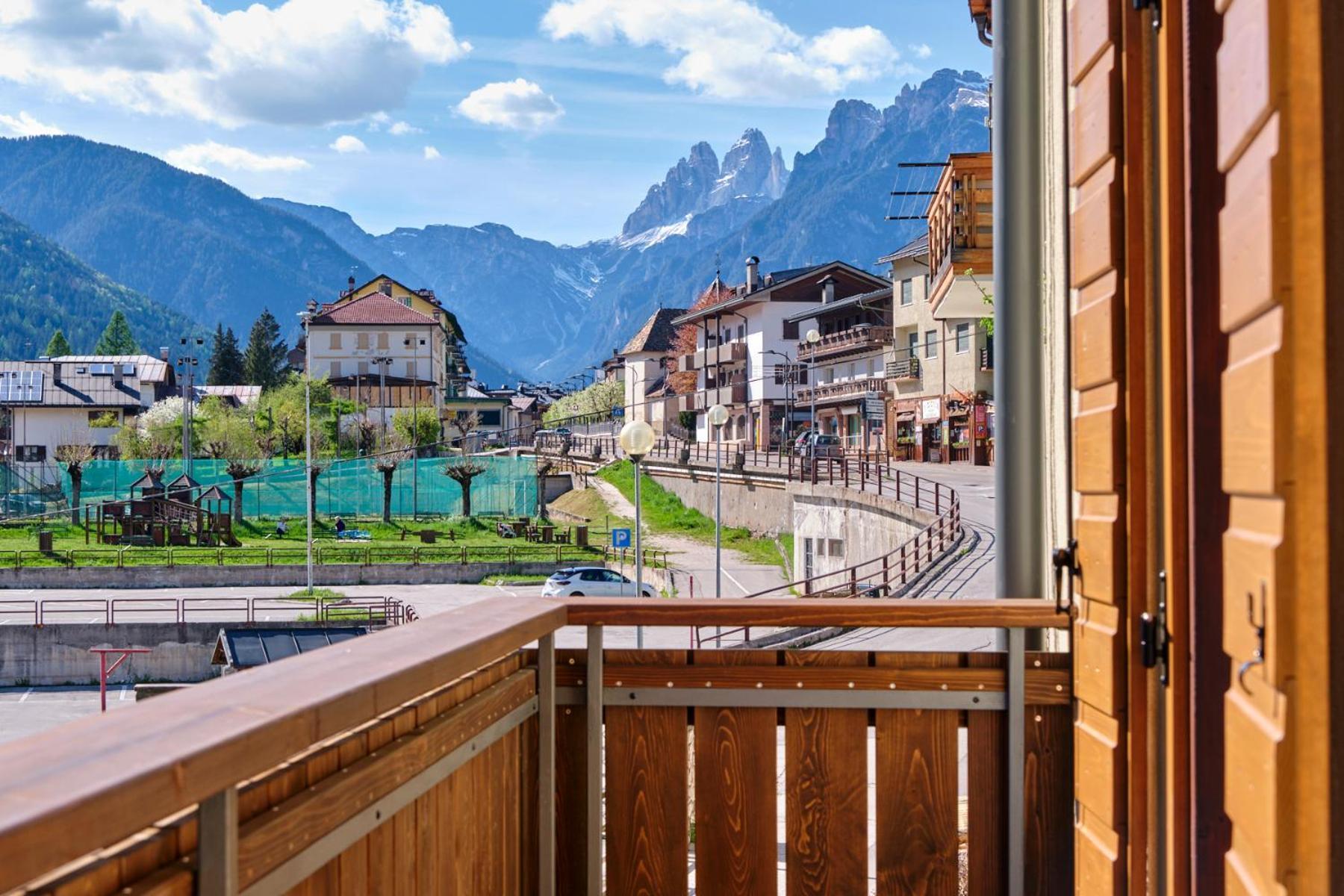 Piano Terra Vista Lago Auronzo di Cadore Zewnętrze zdjęcie